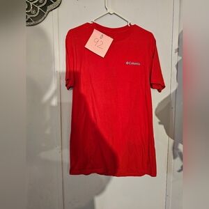 Columbia Red T Shirt Size Medium Big Foot Social Distancing Champion